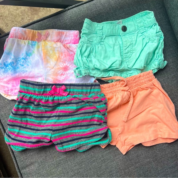 18-24 month short bundle ☀️ - Picture 1 of 1